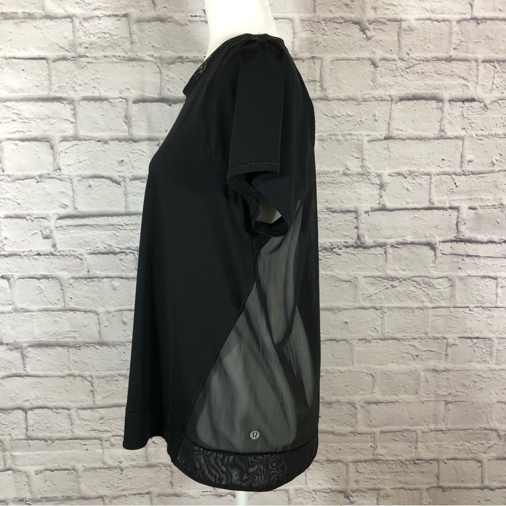 Lululemon Athletica Mesh Back Workout Top